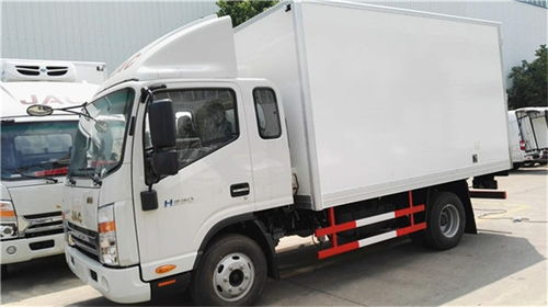 食品冷藏車與雪糕冷凍運(yùn)輸車高清大圖賞析 谷瀑環(huán)保及隨車吊應(yīng)用